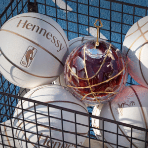 The Hennessy Paradis NBA Lorenz Bäumer